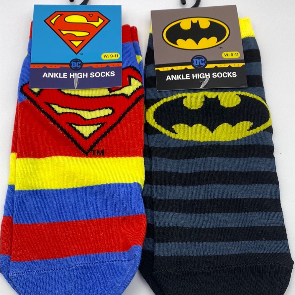 NWT DC Comics Superman and Batman Ankle High Socks Size W 9-11
